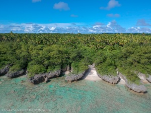 mauke in the cook islands