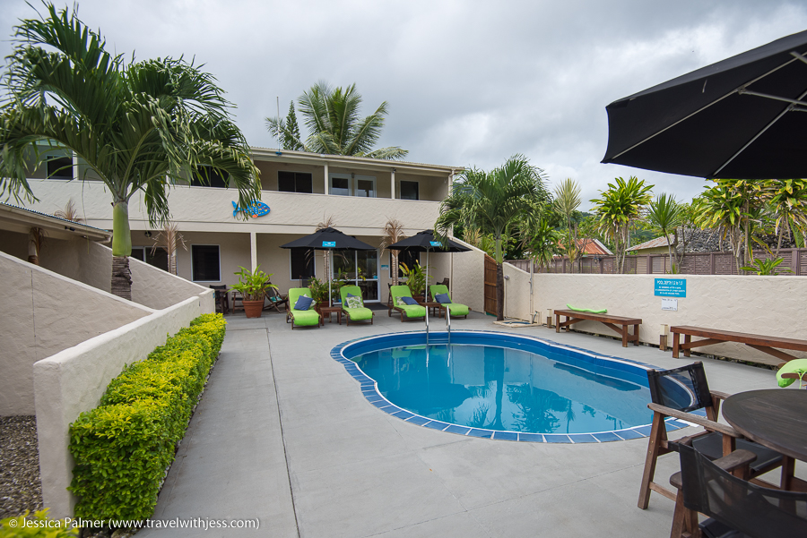 cook islands on a budget