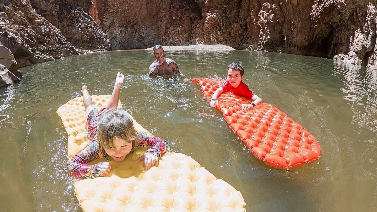 Redbank Gorge: Complete Visitor Guide to the Walk, Swimming and Camping