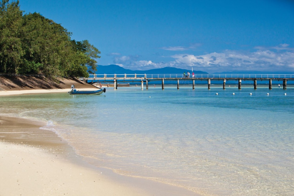 ferry to green island