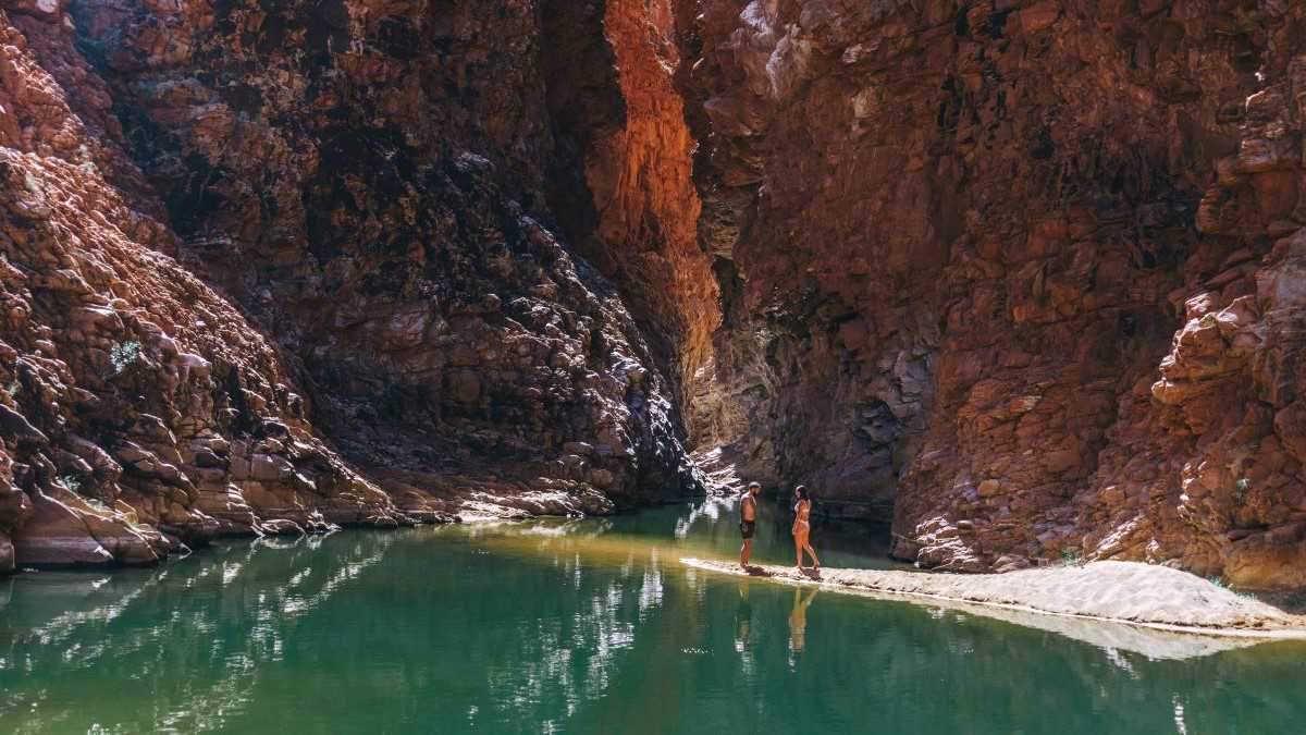 Mereenie Loop Road Trip Guide: Everything to Know About the Red Centre Way