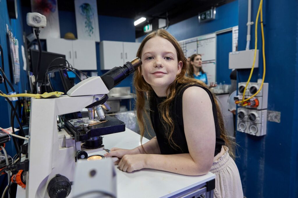 Sea Life Melbourne Jelly Lab