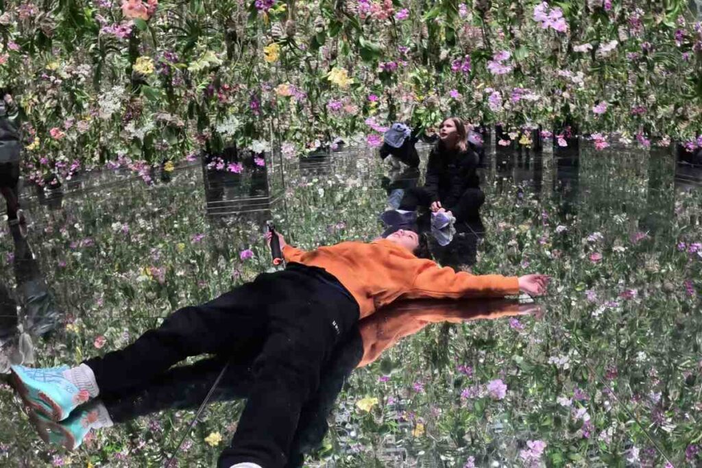 Teamlab tokyo with kids