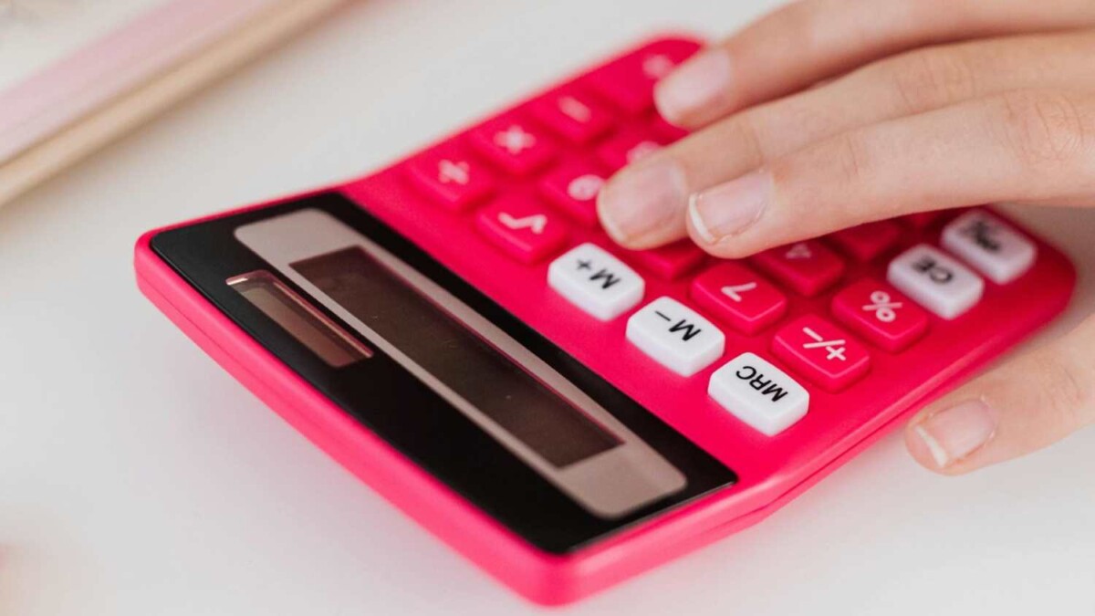 Simple Budget Calculator for Travel (Free Download)
