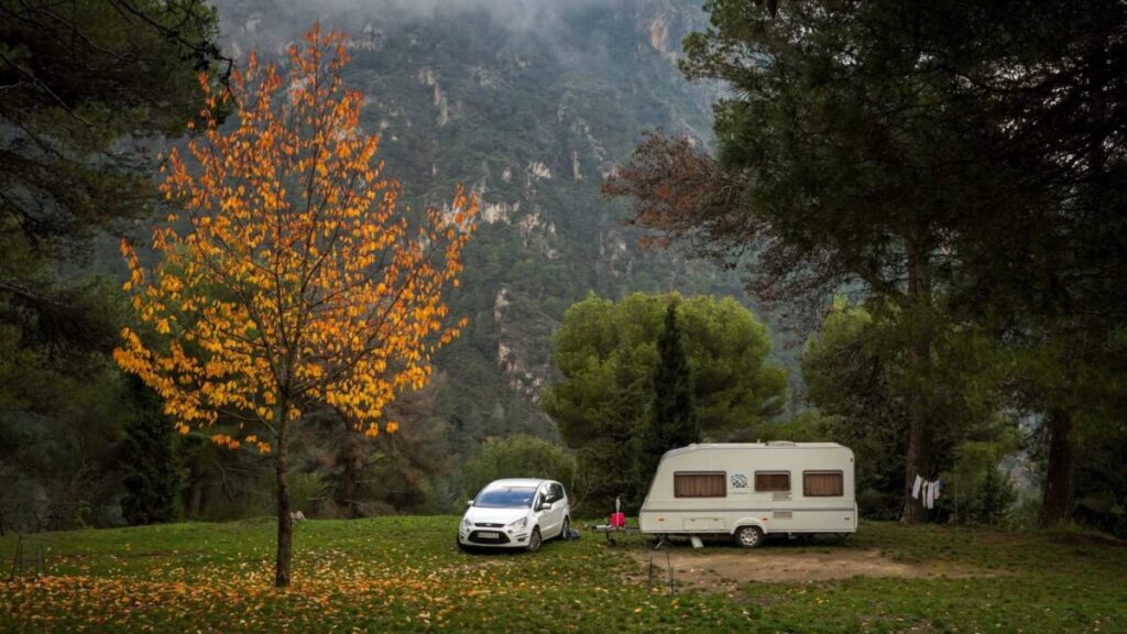 caravan vs hotel costs